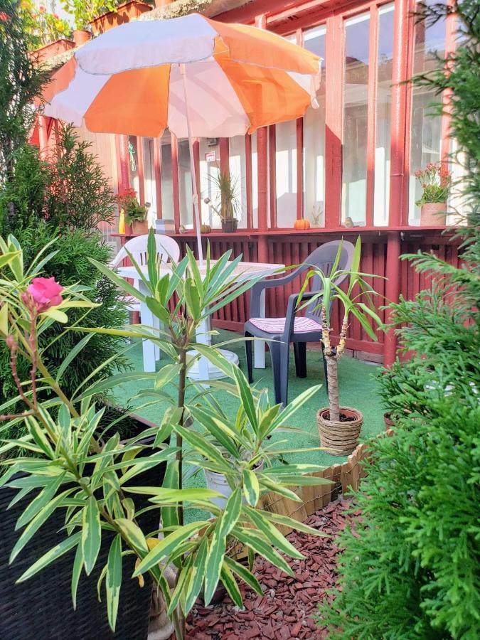 Cosy Studio-House With Terrace Târgu-Mureş Zewnętrze zdjęcie